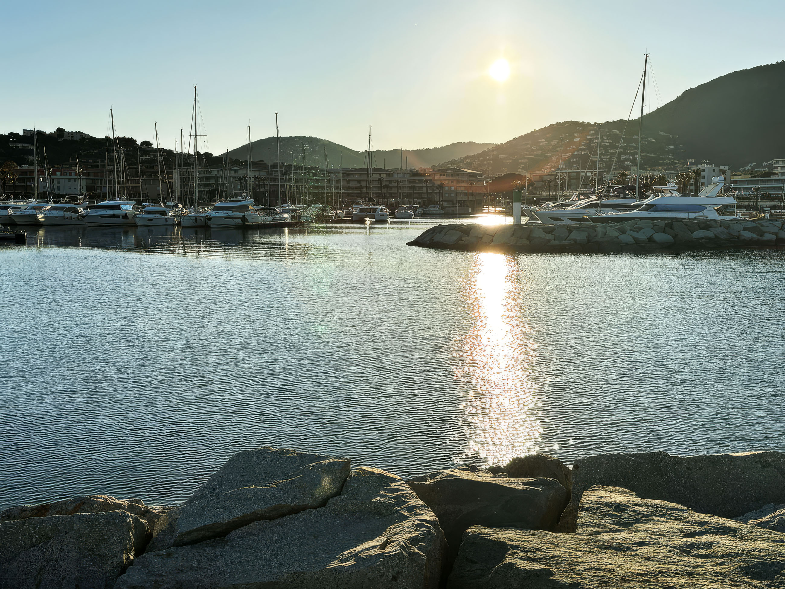 bateaux dans le port de Cavalaire